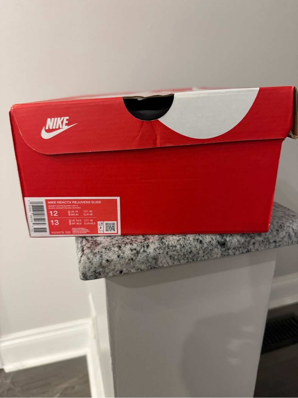 Nike React Rejuven8 Slide
Summit White - Picture 5 of 7
